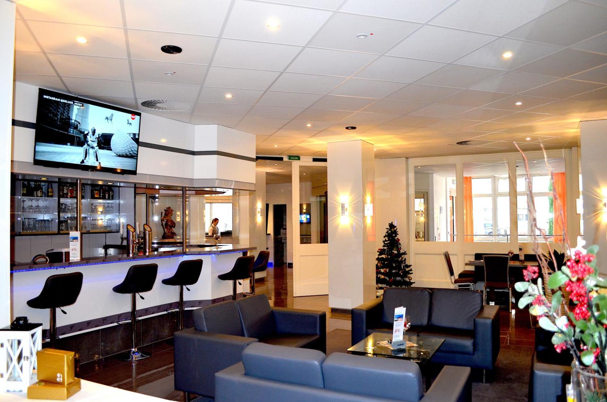 Weber Hotel MHG Zewnętrze zdjęcie