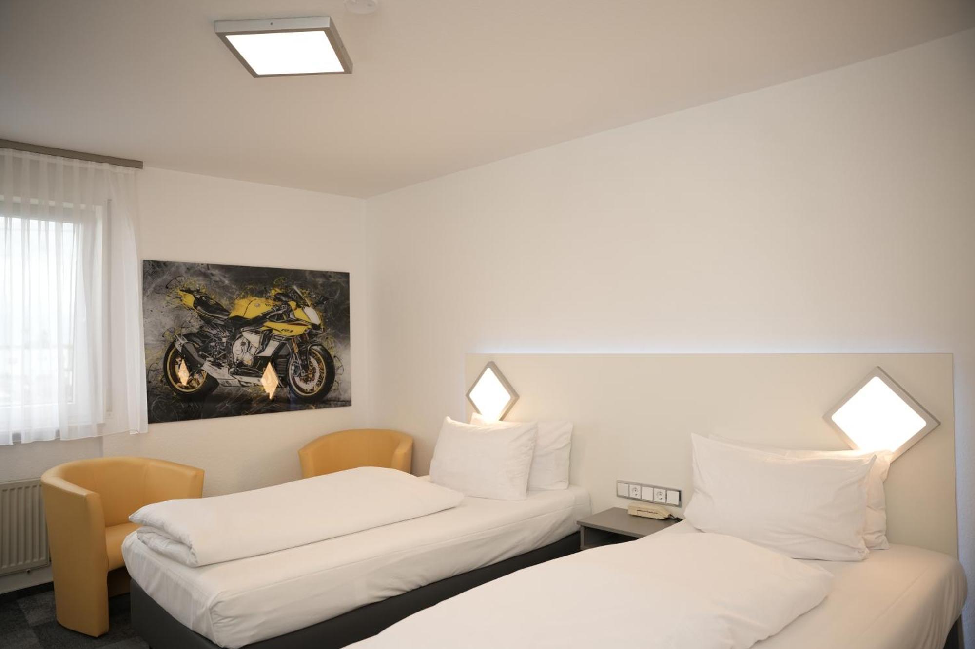 Weber Hotel MHG Zewnętrze zdjęcie