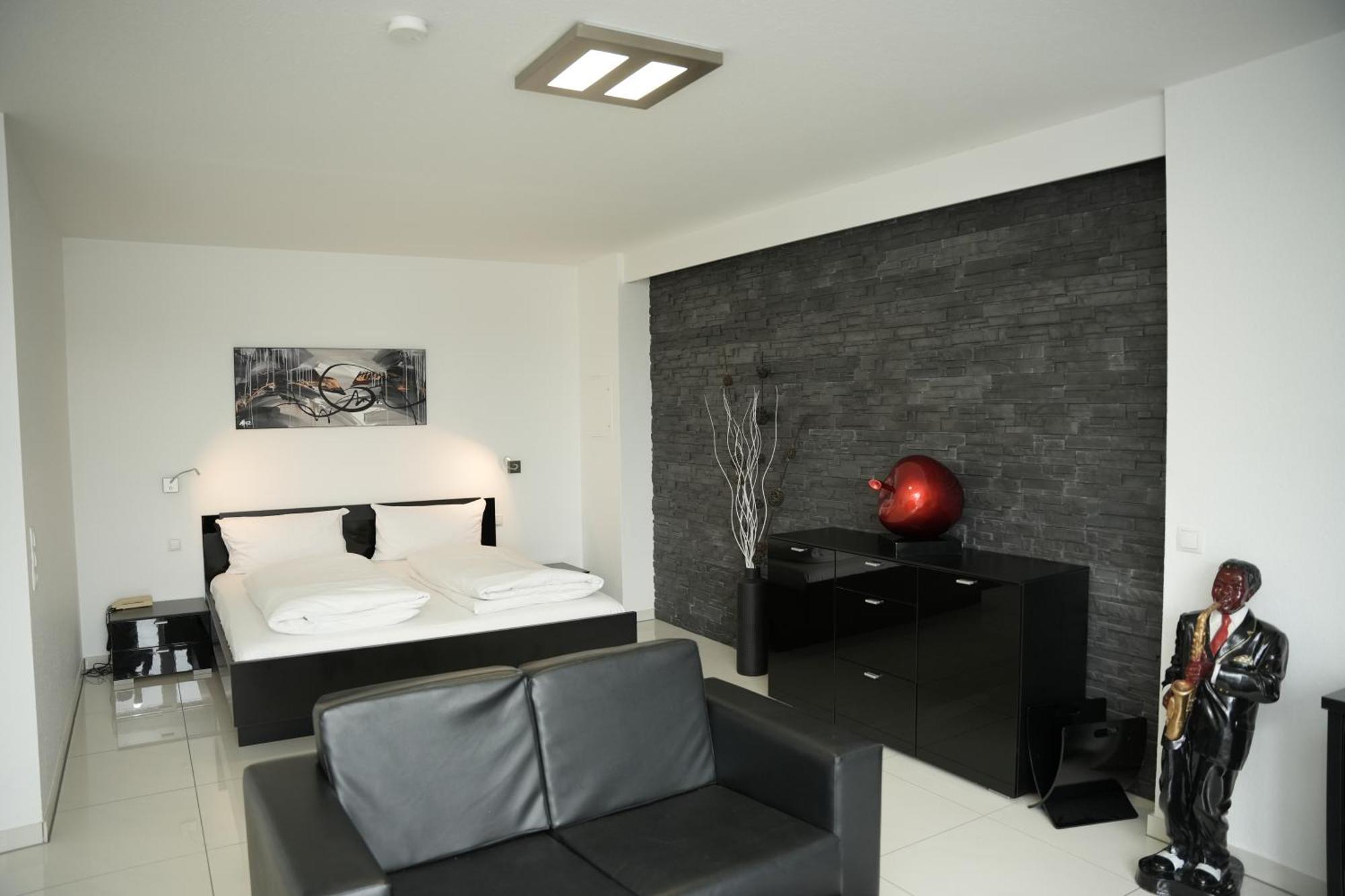Weber Hotel MHG Zewnętrze zdjęcie