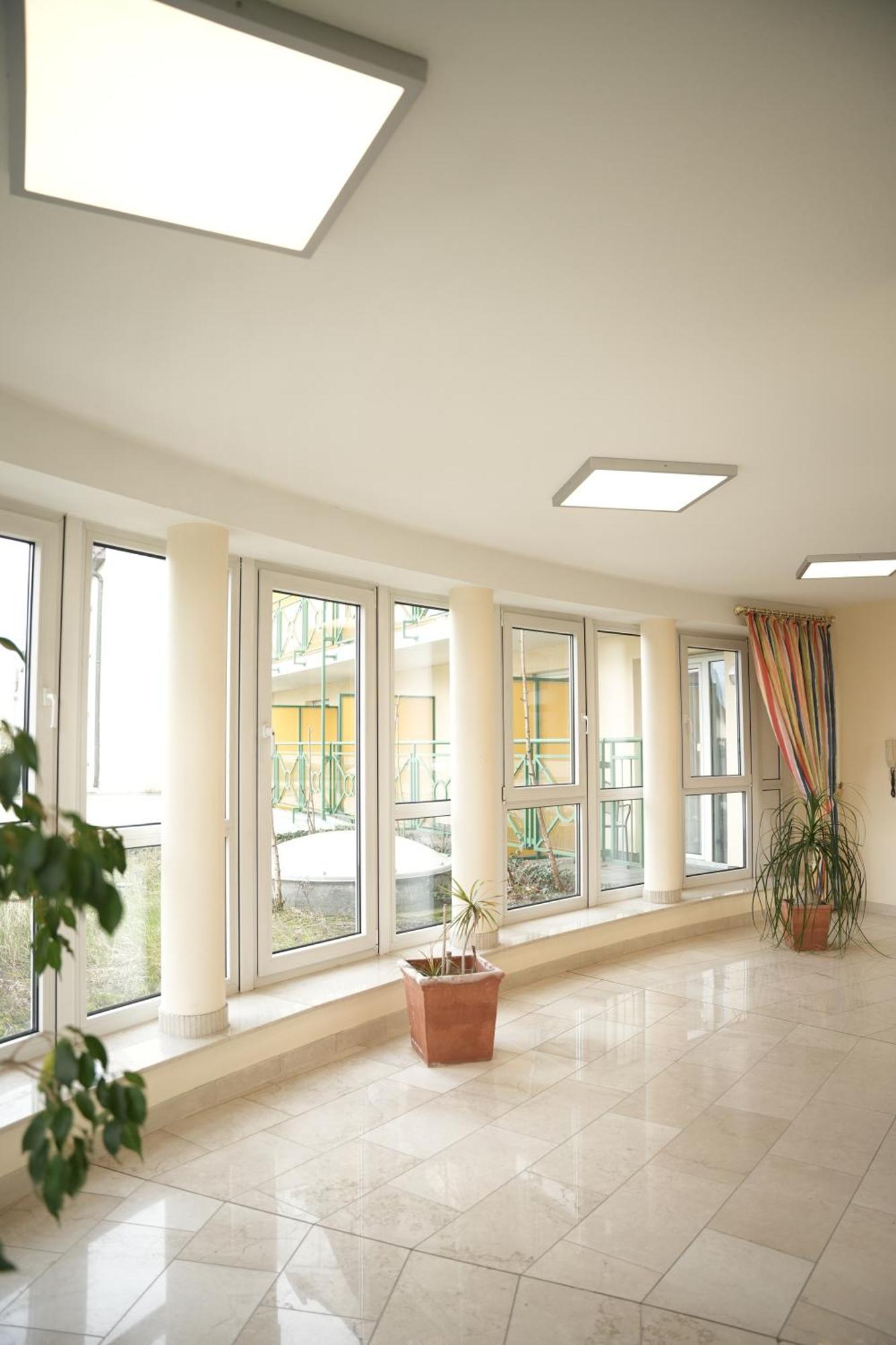 Weber Hotel MHG Zewnętrze zdjęcie