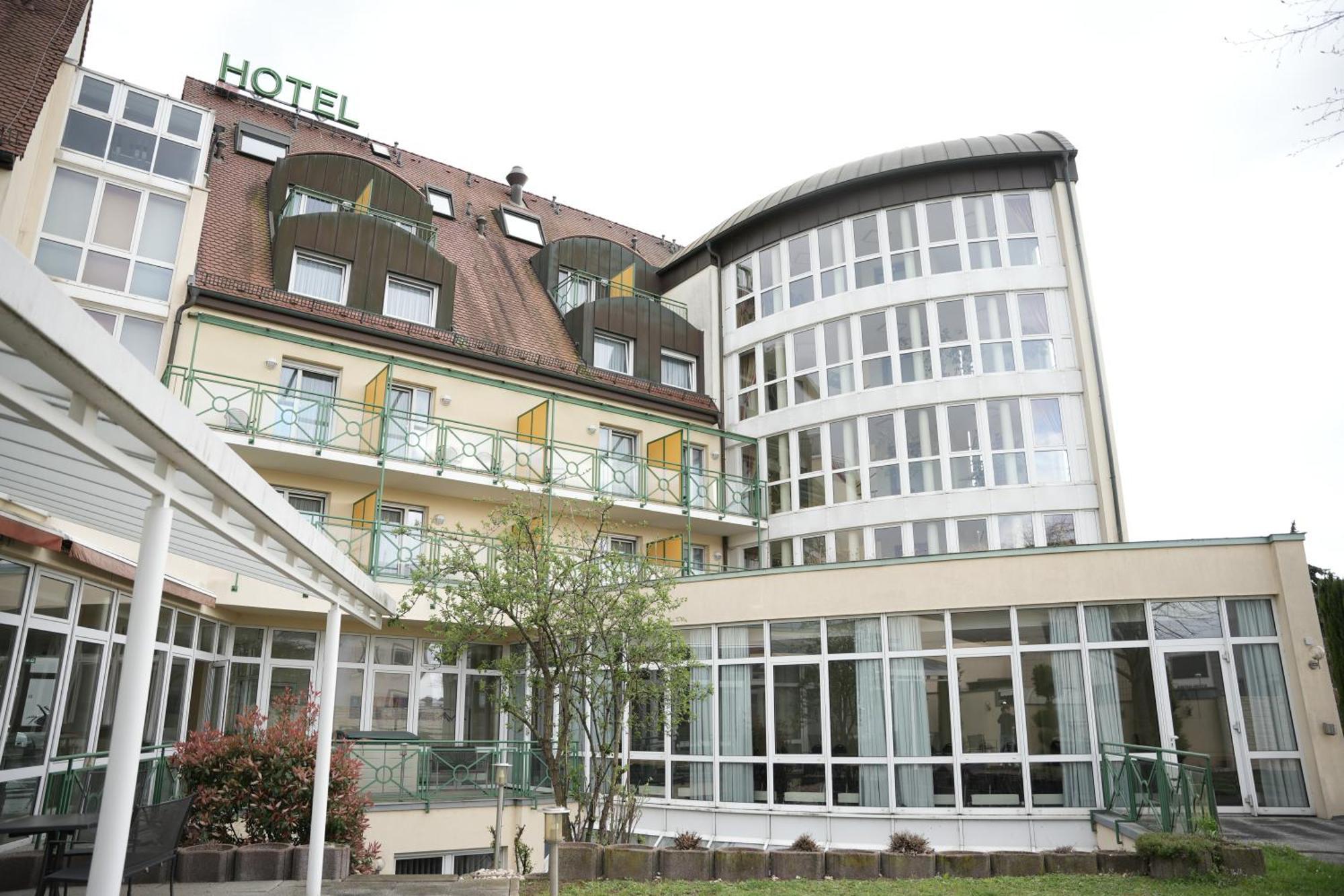 Weber Hotel MHG Zewnętrze zdjęcie