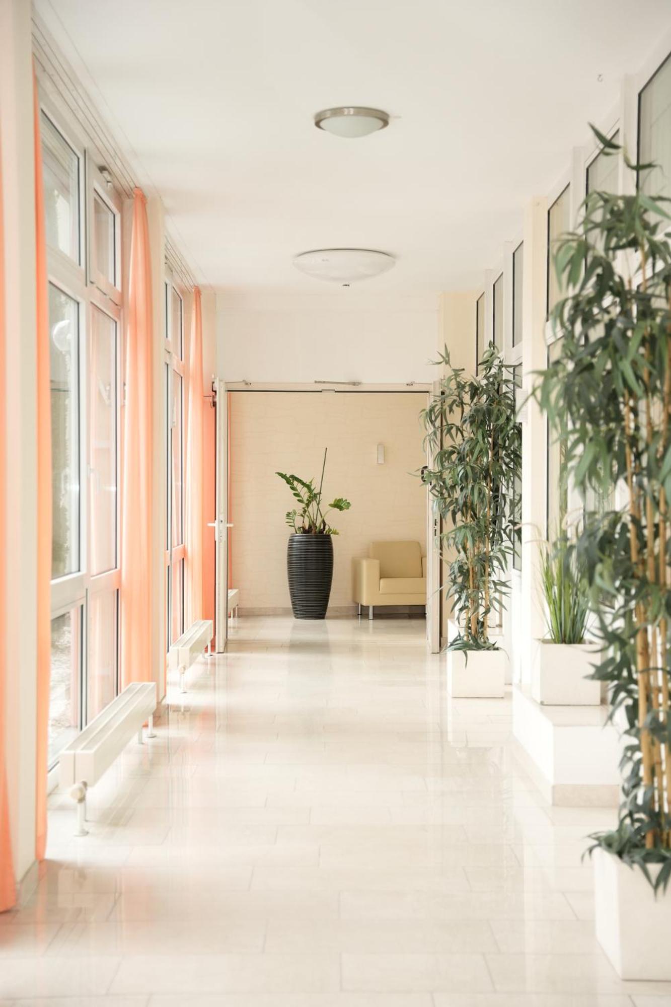 Weber Hotel MHG Zewnętrze zdjęcie